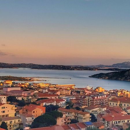 Appartamento Vista Mare A La Maddalena La Maddalena  Eksteriør bilde